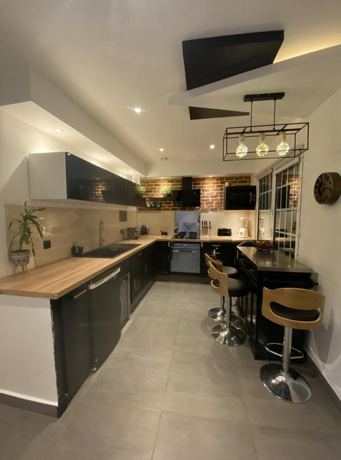 Apartament Maison Lyon-Bron Eurexpo - Stadium Groupama Zewnętrze zdjęcie